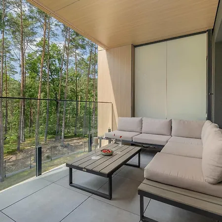 Stylish With Access To The Gym And Zone By Renters Prestige